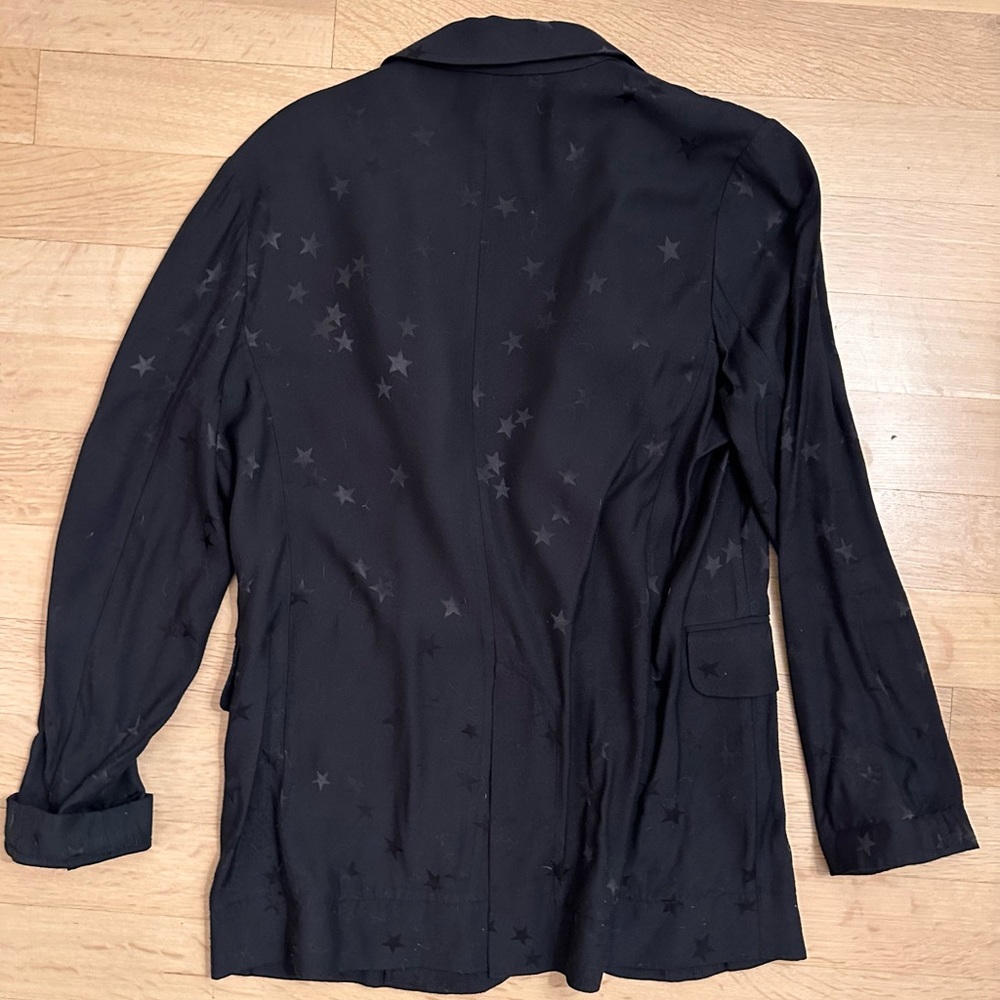 Blazer - Picture 2 of 3
